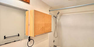 Beautiful Wedgwood Home with Flexible Living + 2nd Kitchen Gallery 27