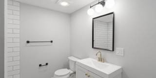 531 East 5th Gallery 5