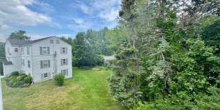 $2,200 South Portland 2BD/1BA with Off Street Parking Included!! Gallery 1