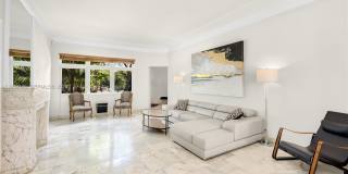 4340 Pine Tree Dr Gallery 7