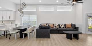 1095 Anchor Point Gallery 16