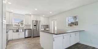 1733 BAYOU GRANDE BOULEVARD NE Gallery 10