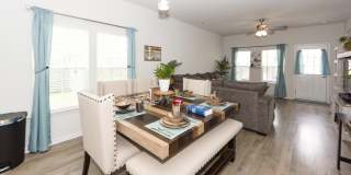 4 Bedroom, 3 Bathroom home in Liberty Village - Goose Creek Gallery 9