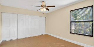 18 CROSSINGS Circle Gallery 29
