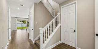 Immaculate 4 bedroom, 2.5 bathroom home with a dedicated office, spacious loft, and 2,648 square feet of living space Gallery 15