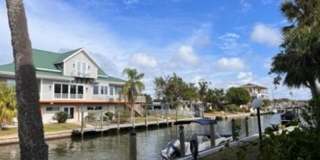 VENICE ISLAND - Condo with Canal View and Beach Access! Gallery 3