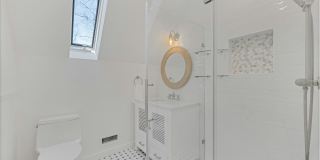 25 Miami Avenue Gallery 17