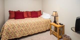 139 SE Heyburn Gallery 12