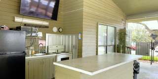 2/1 Riverfront Condo in Riverlanding Gallery 24