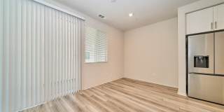 1672 Cayton Gallery 6