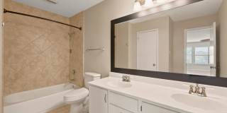 2410 Cedar Gallery 11