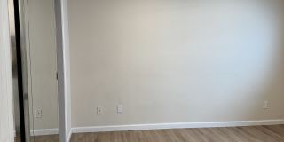 3910 Beethoven St Gallery 12