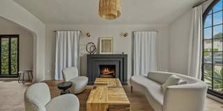 8822 Rosewood Ave Gallery 1