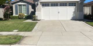 Charming 2-Bed, 2-Bath Home in Del Webb at Woodbridge – 55+ Active Community! Gallery 1