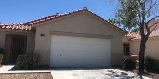 SINGLE STORY,  3 BEDROOM 2 BATH HOME. VAULTED CEILINGS, Gallery 1
