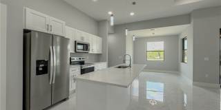 417 Paddock Street Gallery 6