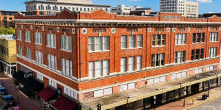 122 W Broughton Street Gallery 1