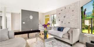 Exclusive Corona Del Mar Condo Gallery 3