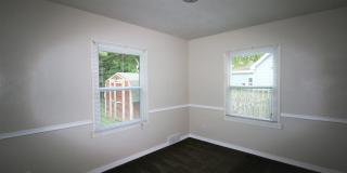 2 BR home in West Davenport Gallery 11