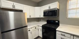 Large 6 Bed Single Family Home in MPLS! Gallery 5