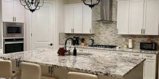 Spacious 3BR 3BA House in Bakersfield Gallery 13