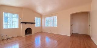 Central El Paso 3 bed with Refrig A/C and Hardwood Flooring! Gallery 6