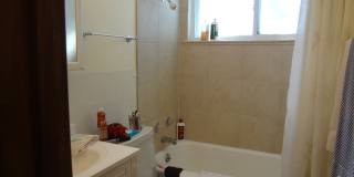 Garden Level 2 Bedroom Apartment right near D.U. Gallery 6