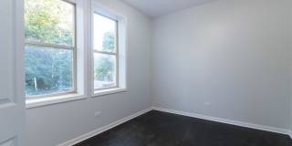 5134 N Oakley Avenue Gallery 6