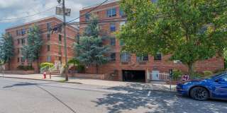 Peninsula Court Apartments Gallery 6