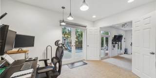 1044 Noria Street Gallery 19