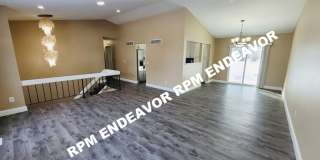 "Stunning 3-Bed Home with Modern Finishes, Spacious Yard, and Quiet Cul-De-Sac Location!" Gallery 1