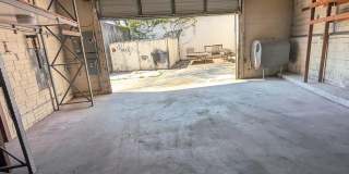 2004 FREDERICK Avenue Gallery 13