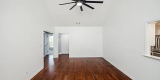 1053 Grove Landing Lane Gallery 10