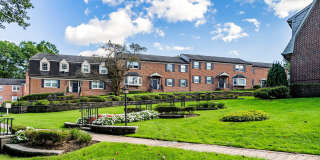 Constantine Village Gallery 21