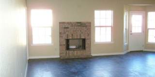 1013 Rice Street Gallery 3