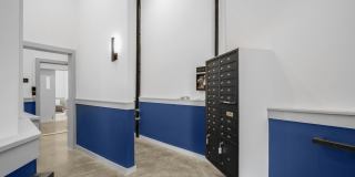 689 N BROAD Street Gallery 16