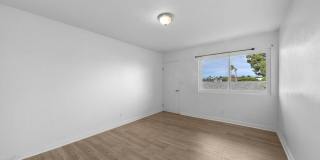 643 Pacific St Gallery 52