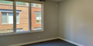 310 N Clinton Street Gallery 8