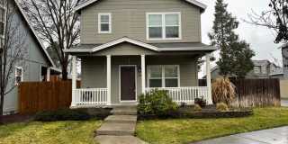 Very Nice 3 Bedroom 2.5 Bathroom  ***2021 Sq. Ft Living Space***Located in Central Point with a Large Bonus Room Gallery 1