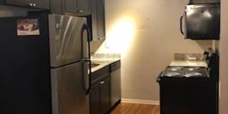 815-13TH Gallery 213