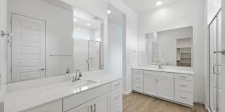 4323 N 92 Drive Gallery 13