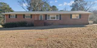 115 Pine Tree Drive Gallery 1