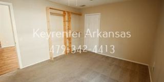 Great location! Amazing home in Fayetteville! Gallery 11