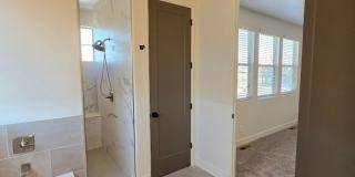 Newer Town Home in Ivins Gallery 25