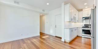 44 West Eagle Gallery 3