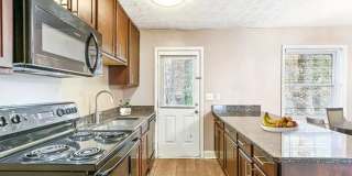 Kasteel at Stone Mountain Gallery 7