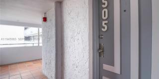 1650 NE 115th St Gallery 4