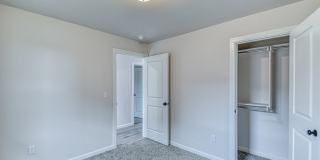 Brand New Construction in Varenna Landing! Gallery 20