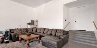 11842 N Miller Road Gallery 102