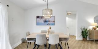 3322 Oasis Boulevard Gallery 16